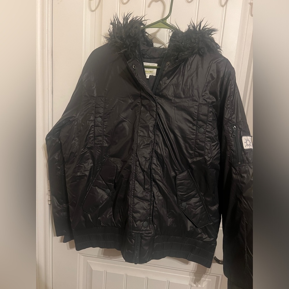 Women’s Arie Offline Black Puffer Jacket NWT Size Small MSRP $125